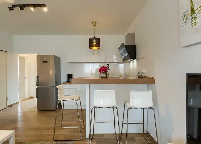 Dream In Arena 2 Center Free Parking Appartement Pula